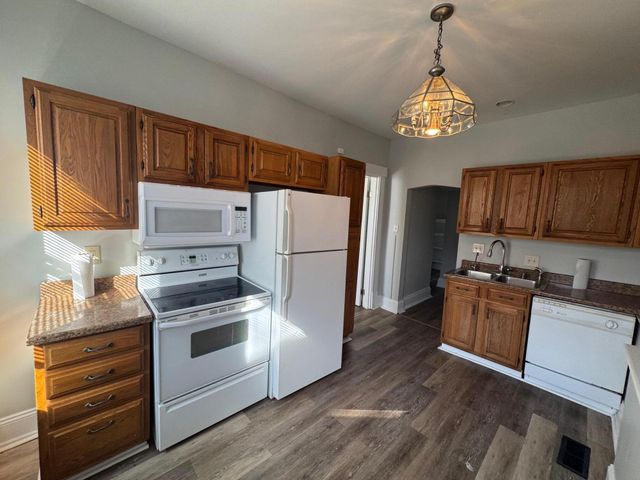 121 Maple Avenue, Southgate, KY 41071