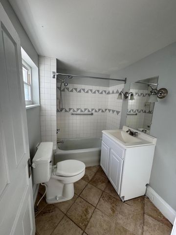 121 Maple Avenue, Southgate, KY 41071