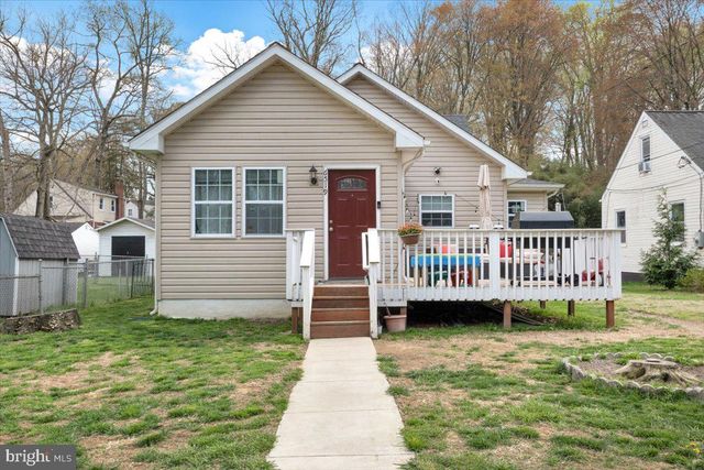 6519 WOODLAND RD, Suitland, MD 20746