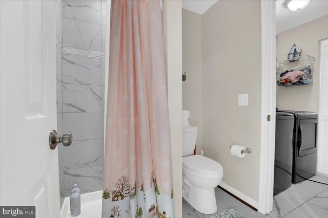 6519 WOODLAND RD, Suitland, MD 20746