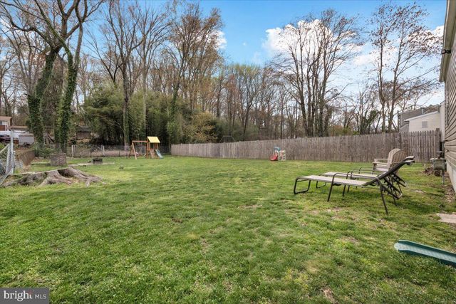 6519 WOODLAND RD, Suitland, MD 20746