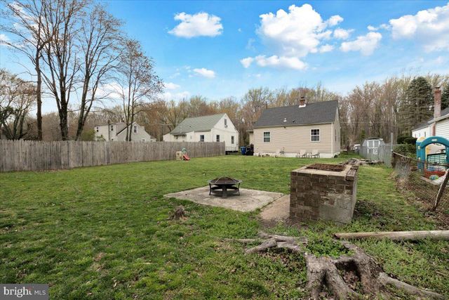 6519 WOODLAND RD, Suitland, MD 20746