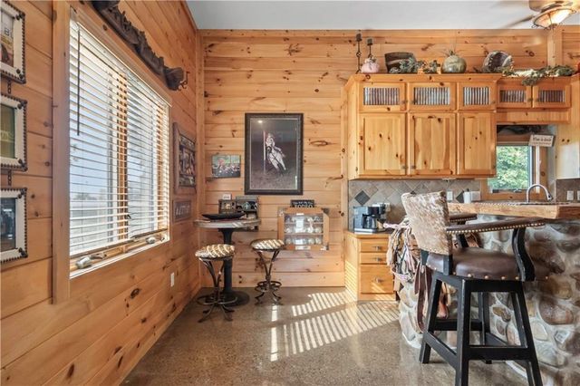 25345 Harmony Road, Paola, KS 66071