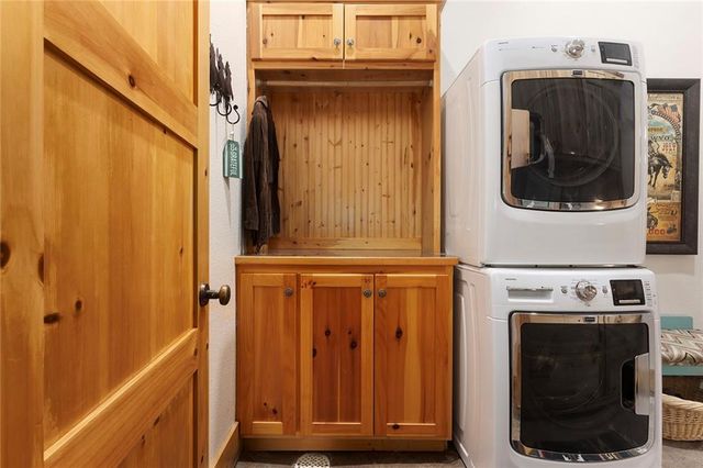 25345 Harmony Road, Paola, KS 66071