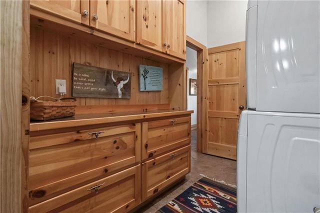 25345 Harmony Road, Paola, KS 66071