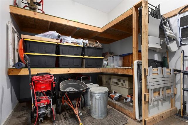 25345 Harmony Road, Paola, KS 66071