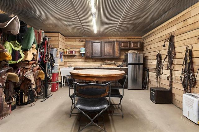 25345 Harmony Road, Paola, KS 66071