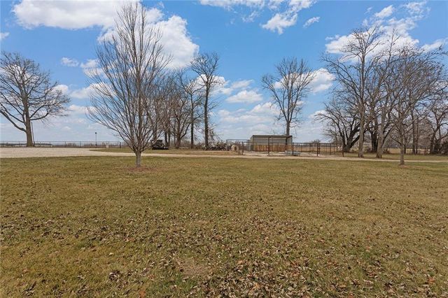 25345 Harmony Road, Paola, KS 66071