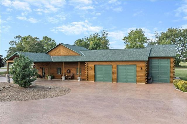 25345 Harmony Road, Paola, KS 66071