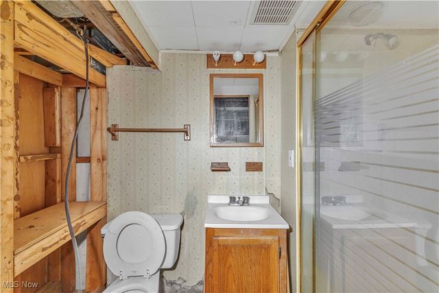 1698 Wickford Road, Cleveland, OH 44112