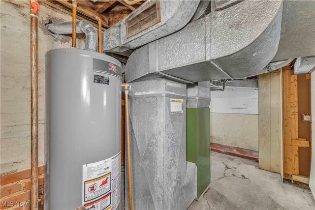 1698 Wickford Road, Cleveland, OH 44112