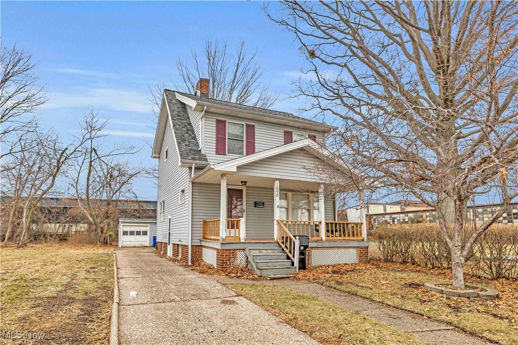 1698 Wickford Road, Cleveland, OH 44112