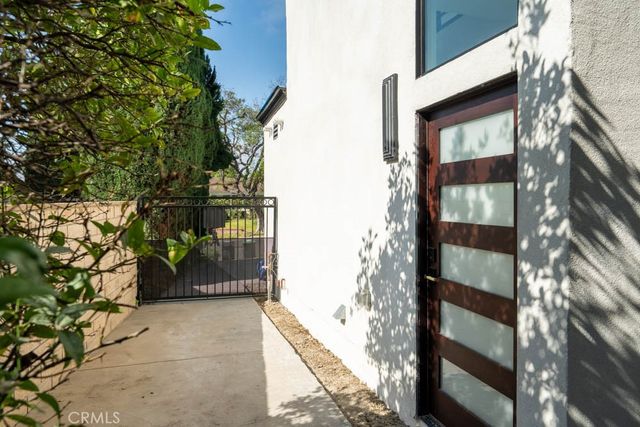 2217 Loma Verde Dr A, Fullerton, CA 93833