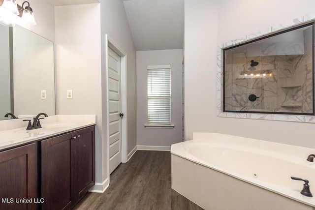 8726 Clark Avenue, Southaven, MS 38672