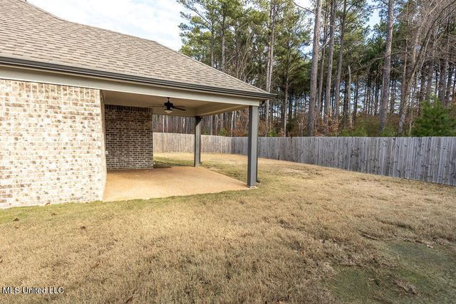 8726 Clark Avenue, Southaven, MS 38672