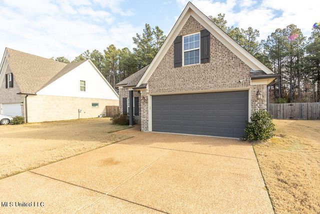 8726 Clark Avenue, Southaven, MS 38672