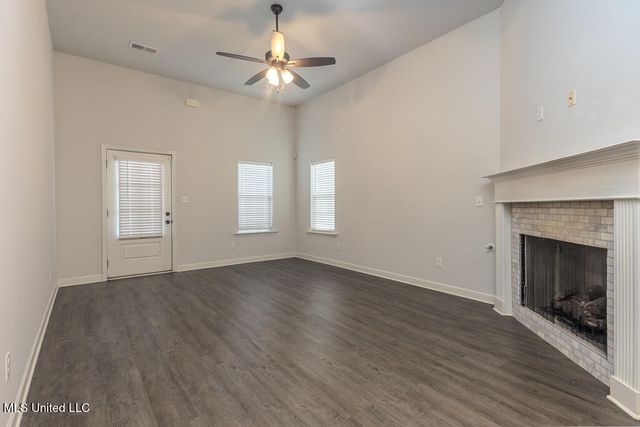 8726 Clark Avenue, Southaven, MS 38672