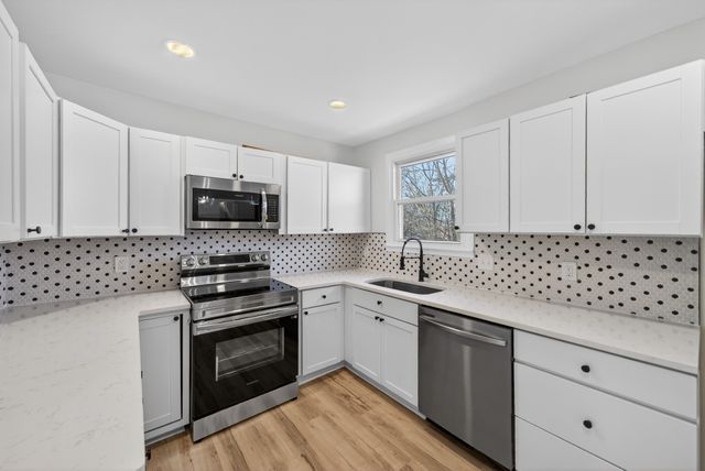 2909 Moss Spring Dr, Antioch, TN 37013