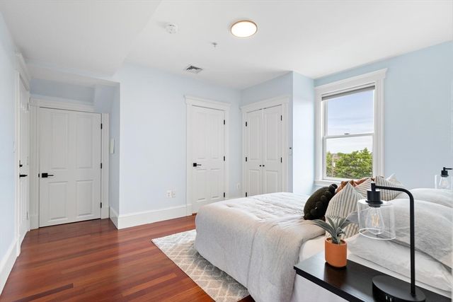 6 Highland Ave 3, Somerville, MA 02143