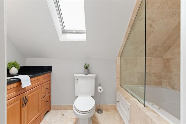 6 Highland Ave 3, Somerville, MA 02143