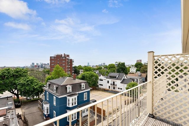 6 Highland Ave 3, Somerville, MA 02143
