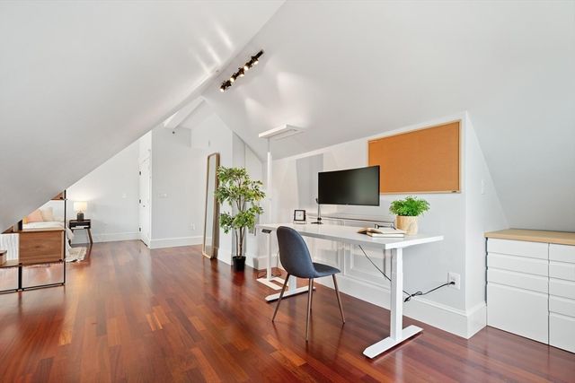 6 Highland Ave 3, Somerville, MA 02143