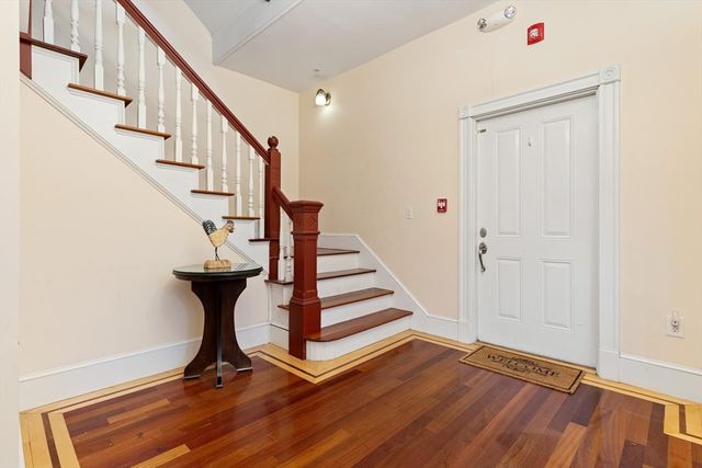 6 Highland Ave 3, Somerville, MA 02143