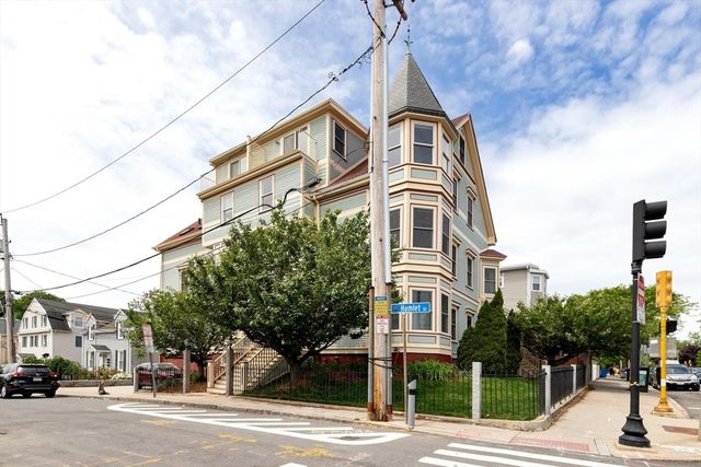 6 Highland Ave 3, Somerville, MA 02143