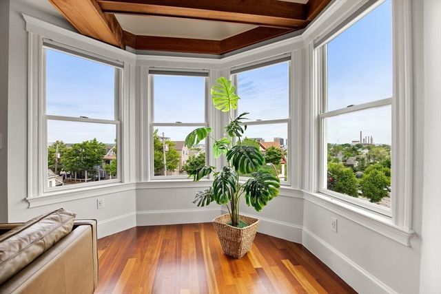 6 Highland Ave 3, Somerville, MA 02143