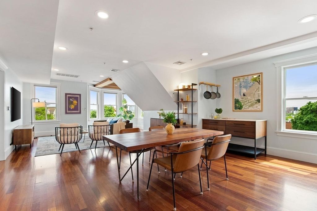 6 Highland Ave 3, Somerville, MA 02143