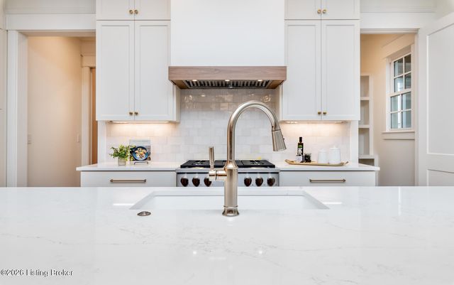 11616 Sweetflag Cir, Prospect, KY 40059