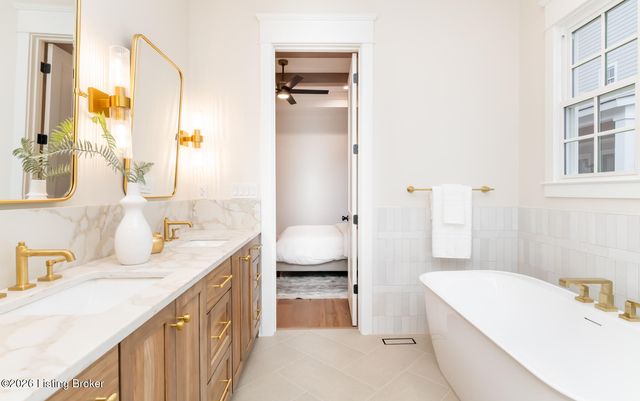 11616 Sweetflag Cir, Prospect, KY 40059