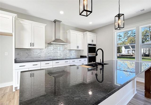 305 Spinnaker ST, Elizabeth City, NC 27909