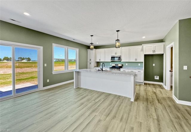 305 Spinnaker ST, Elizabeth City, NC 27909