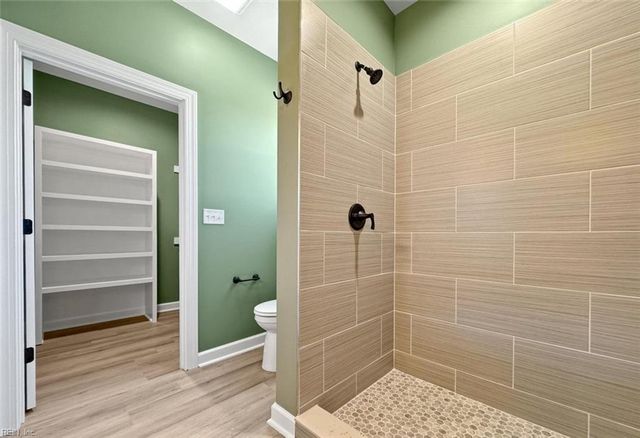 305 Spinnaker ST, Elizabeth City, NC 27909