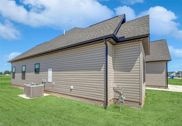 305 Spinnaker ST, Elizabeth City, NC 27909