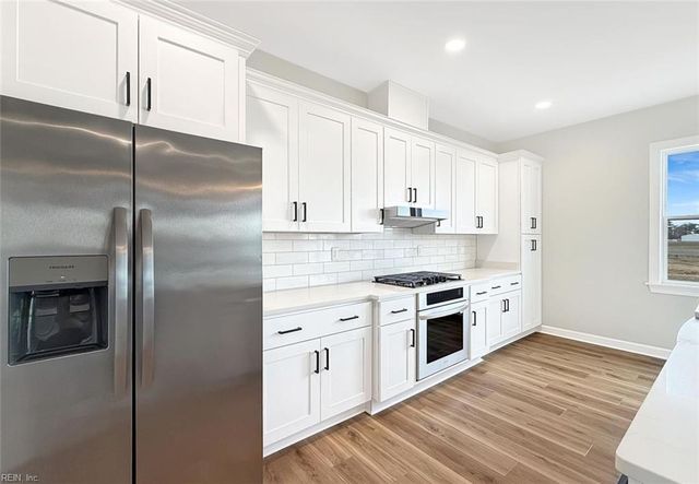 305 Spinnaker ST, Elizabeth City, NC 27909