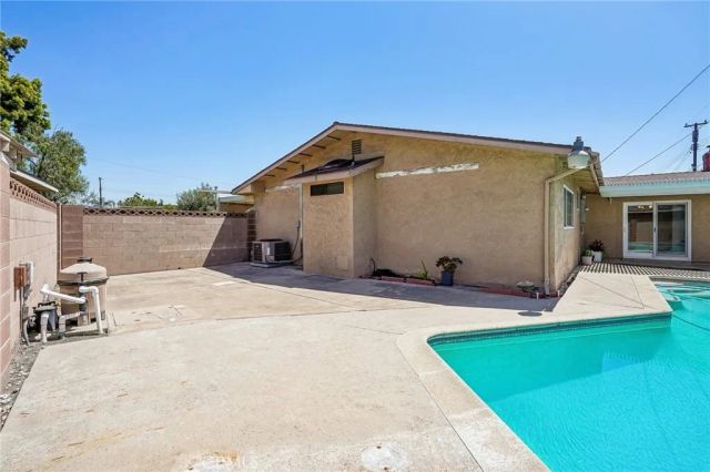 6054 San Rolando, Buena Park, CA 90620