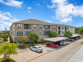 6725 Circle South RD B-1154, Austin, TX 78745