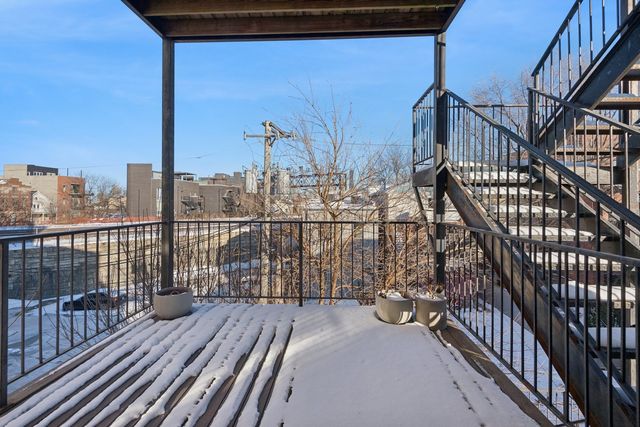 937 N Willard Court 2, Chicago, IL 60642