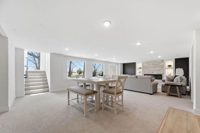 8263 W Mossy Stone, Maize, KS 67101