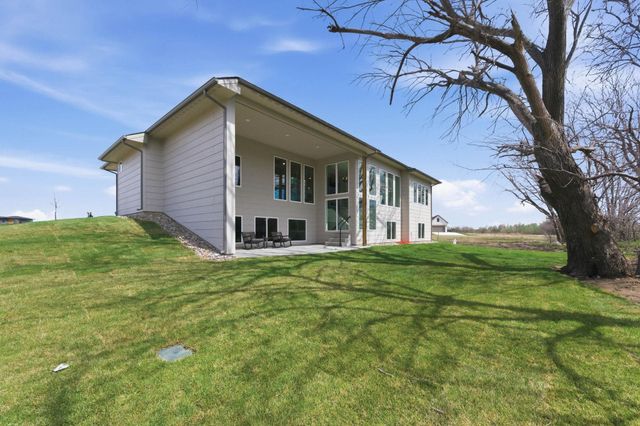 8263 W Mossy Stone, Maize, KS 67101