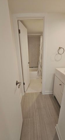 10400 SW 108th A215, Miami, FL 33176