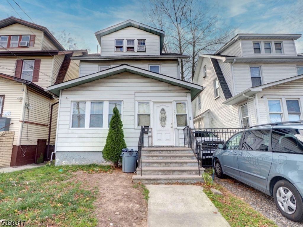 77 Delmar Pl, Irvington Twp., NJ 07111 — photo 3