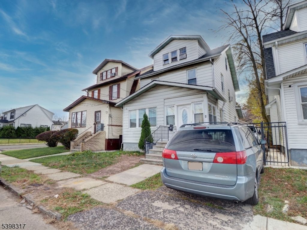 77 Delmar Pl, Irvington Twp., NJ 07111 — photo 4