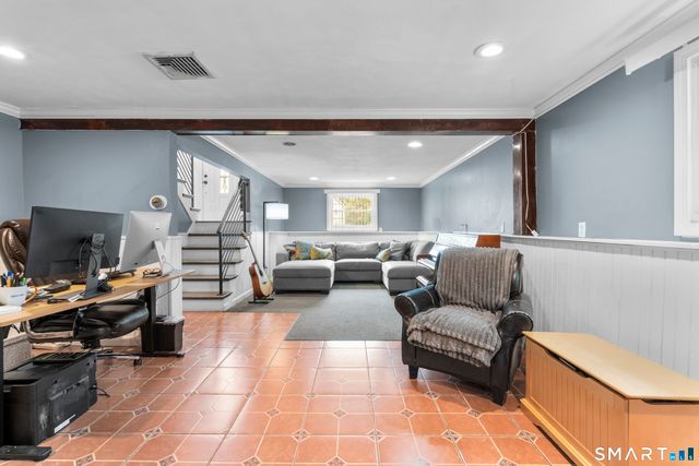 8 Country Club Road, Norwalk, CT 06851