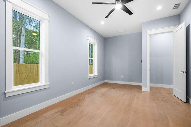 42 Central 8Th Street, Santa Rosa Beach, FL 32459