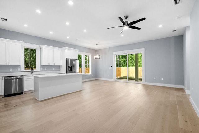 42 Central 8Th Street, Santa Rosa Beach, FL 32459