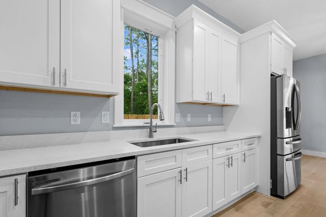 42 Central 8Th Street, Santa Rosa Beach, FL 32459