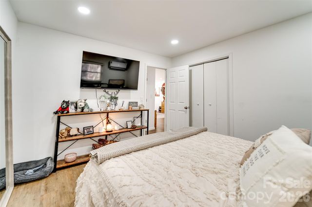 67 Watauga Heights Road, Franklin, NC 28734